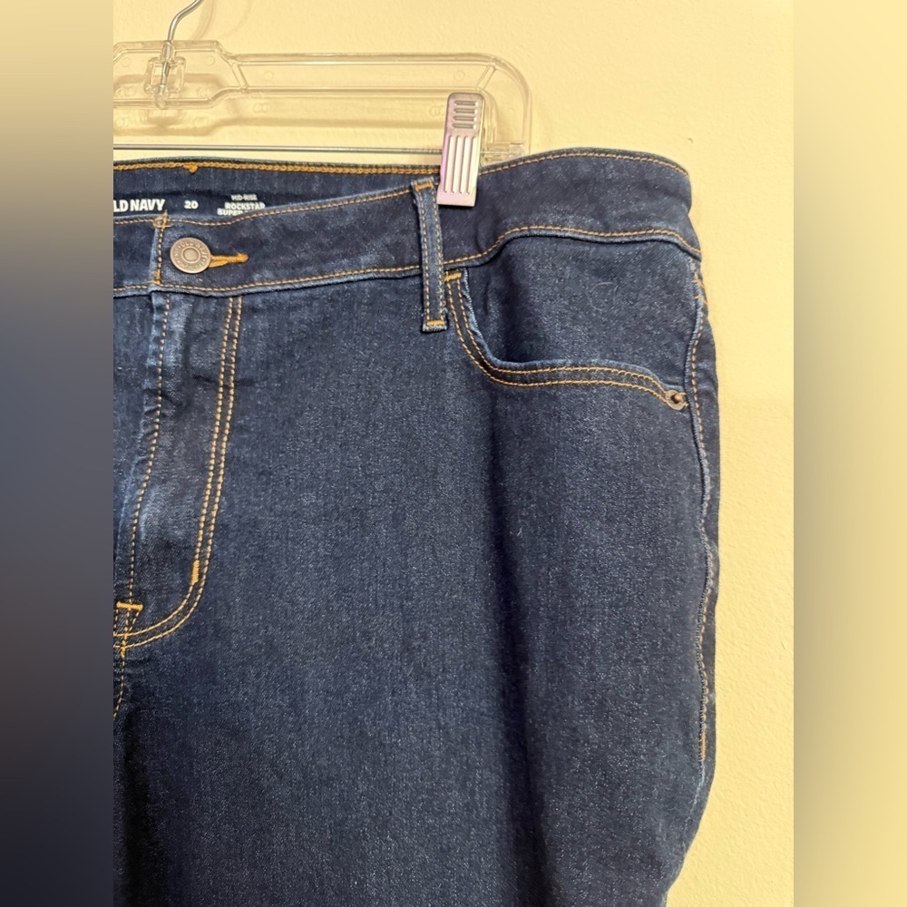 Old Navy Jeans Womens Size 20 Rockstar Super Skinny Mid Rise Stretch Dark Wash - Picture 2 of 4